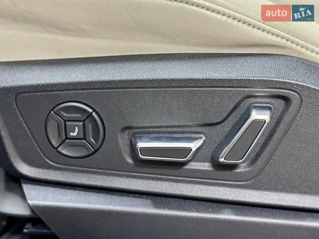 Білий Ауді E-Tron, об'ємом двигуна 0 л та пробігом 36 тис. км за 35000 $, фото 47 на Automoto.ua