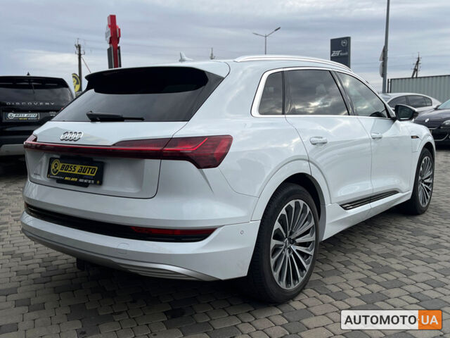 Белый Ауди E-Tron, объемом двигателя 95 л и пробегом 52 тыс. км за 33999 $, фото 6 на Automoto.ua