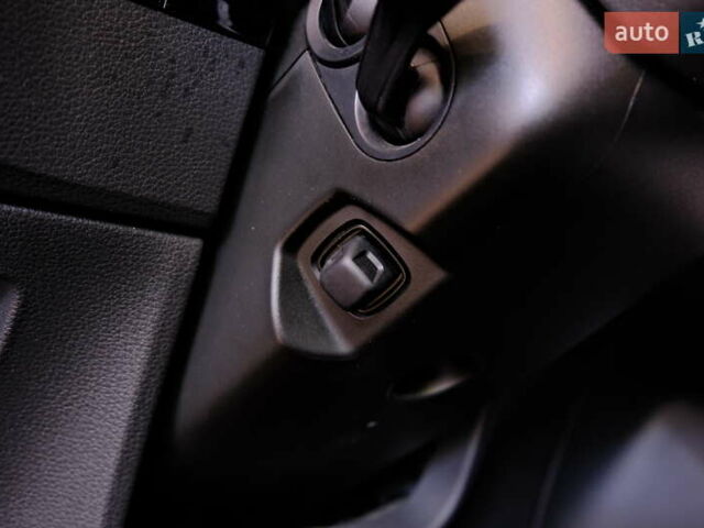 Белый Ауди E-Tron, объемом двигателя 0 л и пробегом 46 тыс. км за 31900 $, фото 32 на Automoto.ua