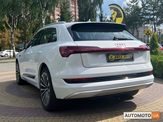 Белый Ауди E-Tron, объемом двигателя 95 л и пробегом 67 тыс. км за 37000 $, фото 4 на Automoto.ua