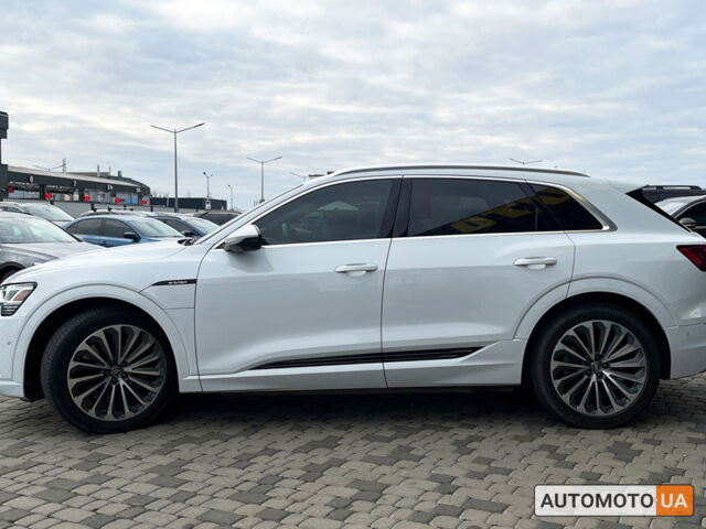 Белый Ауди E-Tron, объемом двигателя 95 л и пробегом 52 тыс. км за 33999 $, фото 3 на Automoto.ua