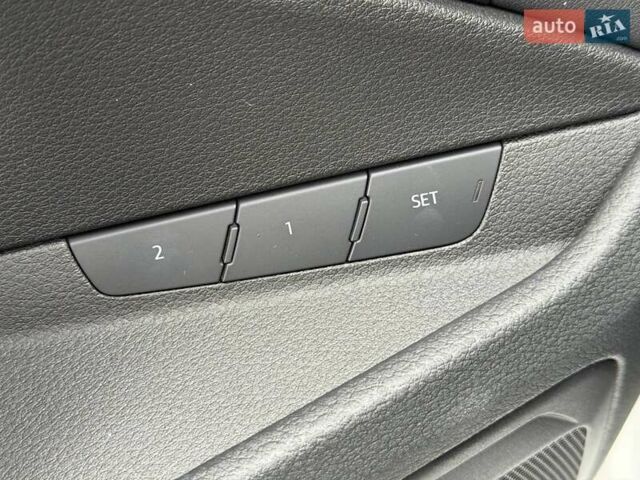 Белый Ауди E-Tron, объемом двигателя 0 л и пробегом 87 тыс. км за 28000 $, фото 42 на Automoto.ua