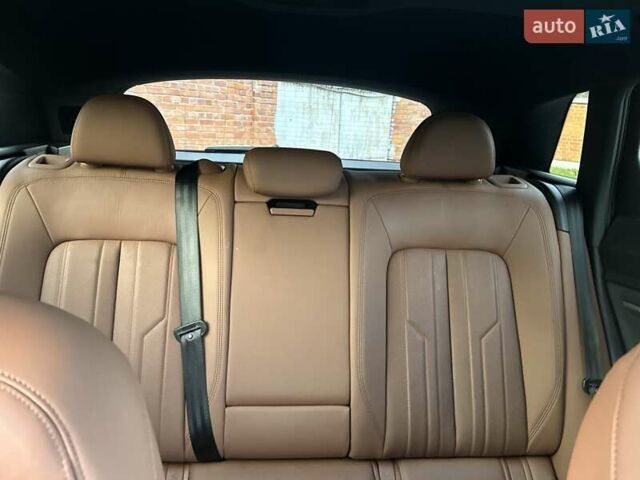 Білий Ауді E-Tron, об'ємом двигуна 0 л та пробігом 112 тис. км за 27500 $, фото 16 на Automoto.ua