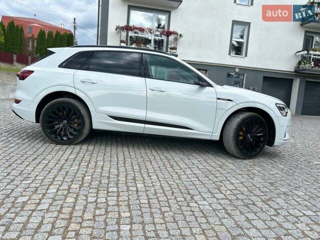 Белый Ауди E-Tron, объемом двигателя 0 л и пробегом 189 тыс. км за 28000 $, фото 6 на Automoto.ua