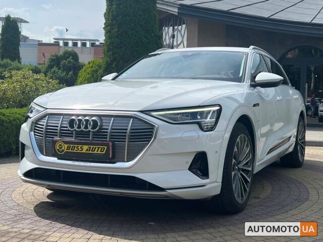 Белый Ауди E-Tron, объемом двигателя 95 л и пробегом 67 тыс. км за 37000 $, фото 2 на Automoto.ua