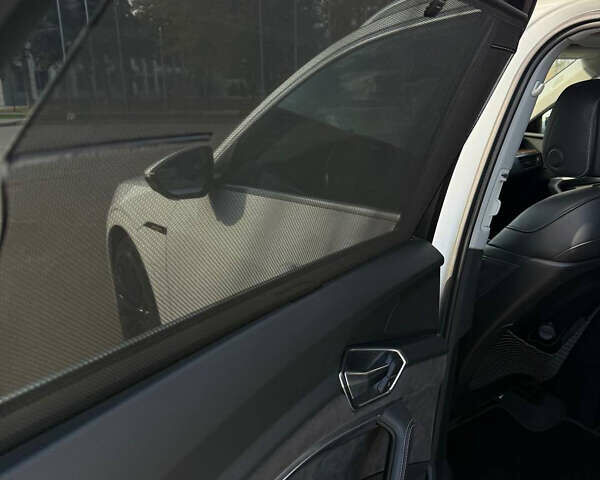 Білий Ауді E-Tron, об'ємом двигуна 0 л та пробігом 91 тис. км за 31100 $, фото 14 на Automoto.ua