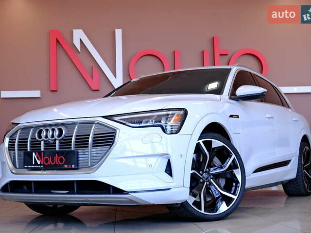Белый Ауди E-Tron, объемом двигателя 0 л и пробегом 46 тыс. км за 31900 $, фото 17 на Automoto.ua