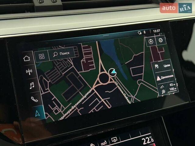 Белый Ауди E-Tron, объемом двигателя 0 л и пробегом 87 тыс. км за 28000 $, фото 68 на Automoto.ua