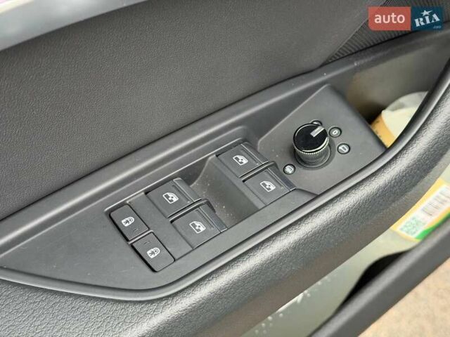 Белый Ауди E-Tron, объемом двигателя 0 л и пробегом 87 тыс. км за 28000 $, фото 41 на Automoto.ua