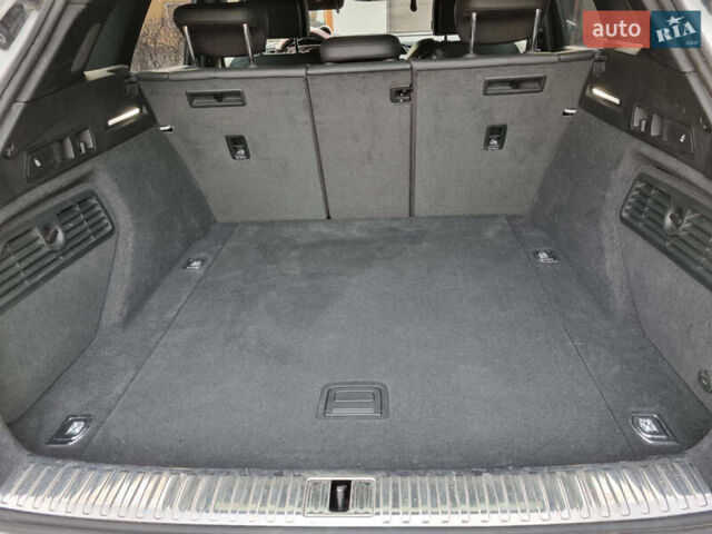 Білий Ауді E-Tron, об'ємом двигуна 0 л та пробігом 184 тис. км за 34500 $, фото 31 на Automoto.ua