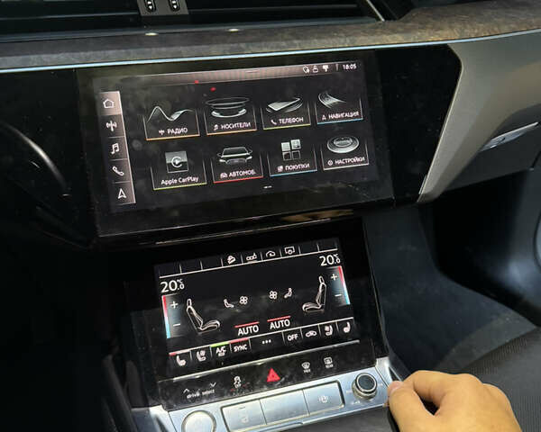 Белый Ауди E-Tron, объемом двигателя 0 л и пробегом 66 тыс. км за 26500 $, фото 16 на Automoto.ua