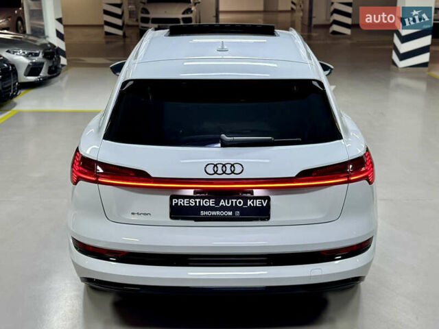 Білий Ауді E-Tron, об'ємом двигуна 0 л та пробігом 36 тис. км за 35000 $, фото 19 на Automoto.ua