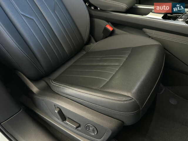 Белый Ауди E-Tron, объемом двигателя 0 л и пробегом 84 тыс. км за 29500 $, фото 16 на Automoto.ua