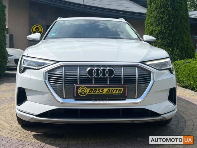 Белый Ауди E-Tron, объемом двигателя 95 л и пробегом 67 тыс. км за 37000 $, фото 1 на Automoto.ua