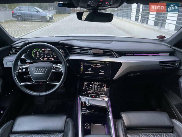 Білий Ауді E-Tron, об'ємом двигуна 0 л та пробігом 83 тис. км за 35000 $, фото 26 на Automoto.ua