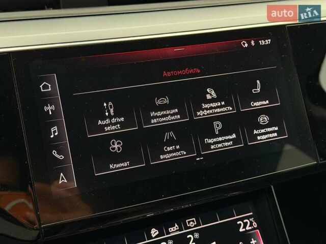 Белый Ауди E-Tron, объемом двигателя 0 л и пробегом 87 тыс. км за 28000 $, фото 66 на Automoto.ua