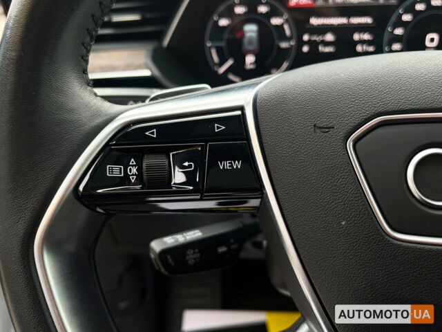 Белый Ауди E-Tron, объемом двигателя 95 л и пробегом 52 тыс. км за 33999 $, фото 14 на Automoto.ua