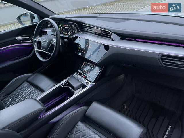 Білий Ауді E-Tron, об'ємом двигуна 0 л та пробігом 83 тис. км за 35000 $, фото 32 на Automoto.ua