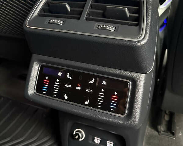 Белый Ауди E-Tron, объемом двигателя 0 л и пробегом 59 тыс. км за 32499 $, фото 20 на Automoto.ua
