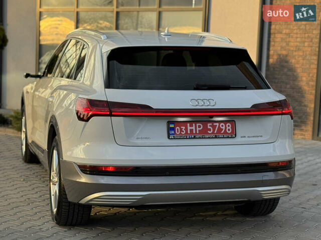 Білий Ауді E-Tron, об'ємом двигуна 0 л та пробігом 98 тис. км за 29700 $, фото 36 на Automoto.ua
