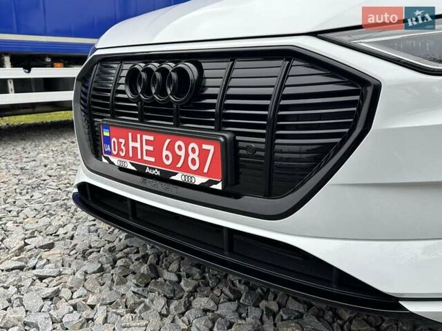 Белый Ауди E-Tron, объемом двигателя 0 л и пробегом 145 тыс. км за 22800 $, фото 9 на Automoto.ua