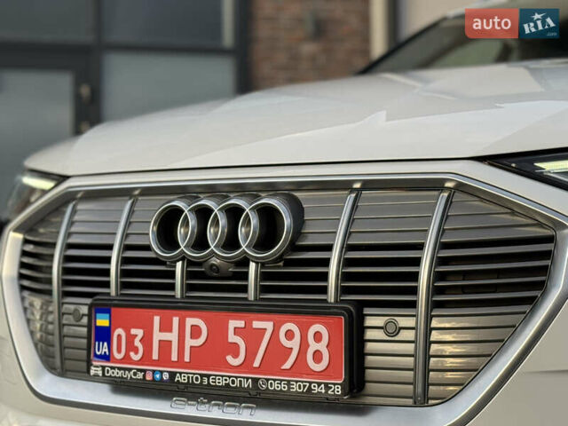 Білий Ауді E-Tron, об'ємом двигуна 0 л та пробігом 98 тис. км за 29700 $, фото 17 на Automoto.ua