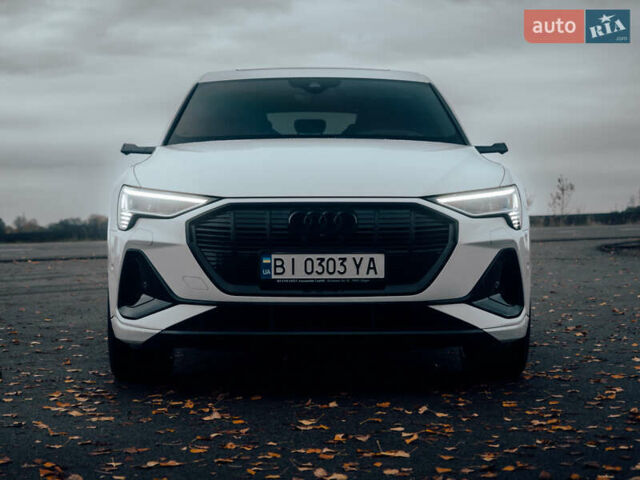 Белый Ауди E-Tron, объемом двигателя 0 л и пробегом 53 тыс. км за 41000 $, фото 1 на Automoto.ua