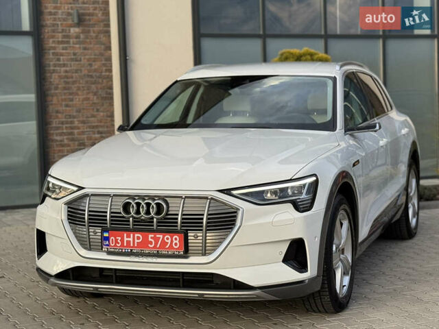 Білий Ауді E-Tron, об'ємом двигуна 0 л та пробігом 98 тис. км за 29700 $, фото 46 на Automoto.ua