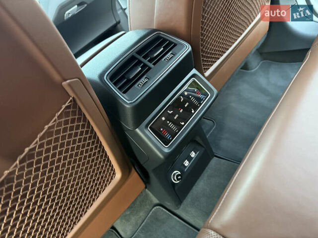 Ауді E-Tron 2020 у Львові на Automoto.ua Білий Ауді E-Tron, об'ємом двигуна 0 л та пробігом 156 тис. км за 29500 $, фото 69 на Automoto.ua