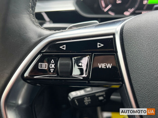 Белый Ауди E-Tron, объемом двигателя 95 л и пробегом 32 тыс. км за 39990 $, фото 17 на Automoto.ua