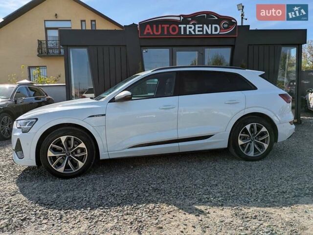 Ауді E-Tron 2020 у Львові на Automoto.ua Білий Ауді E-Tron, об'ємом двигуна 0 л та пробігом 66 тис. км за 31350 $, фото 4 на Automoto.ua