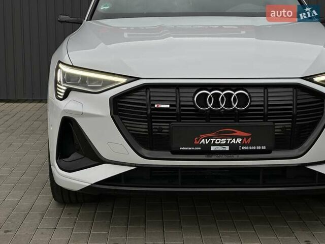 Белый Ауди E-Tron, объемом двигателя 0 л и пробегом 100 тыс. км за 36500 $, фото 2 на Automoto.ua