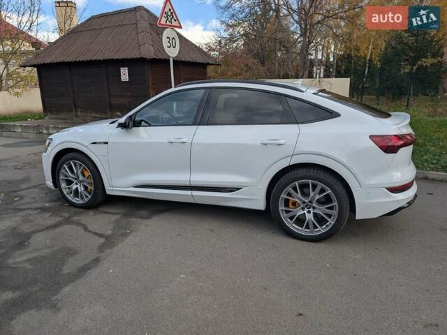 Ауді E-Tron 2020 у Чернівцях на Automoto.ua Білий Ауді E-Tron, об'ємом двигуна 0 л та пробігом 291 тис. км за 27600 $, фото 3 на Automoto.ua
