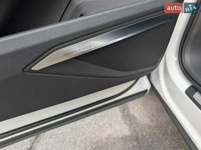 Ауді E-Tron 2020 у Чернівцях на Automoto.ua Білий Ауді E-Tron, об'ємом двигуна 0 л та пробігом 291 тис. км за 27600 $, фото 14 на Automoto.ua