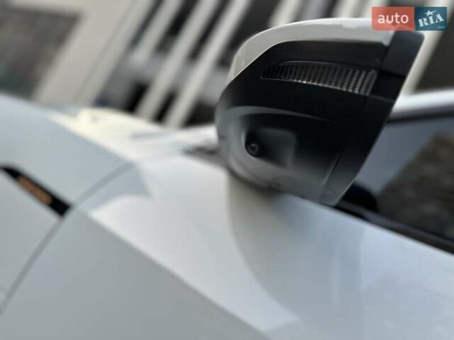 Білий Ауді E-Tron, об'ємом двигуна 0 л та пробігом 41 тис. км за 37500 $, фото 11 на Automoto.ua