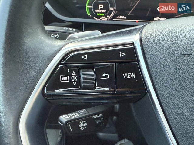 Белый Ауди E-Tron, объемом двигателя 0 л и пробегом 198 тыс. км за 27800 $, фото 92 на Automoto.ua