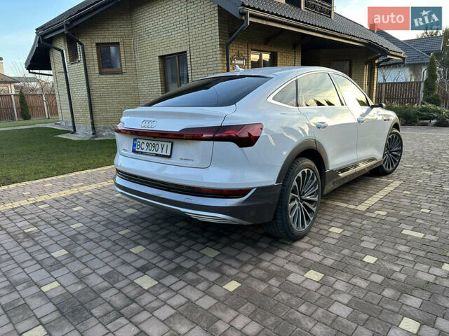 Белый Ауди E-Tron, объемом двигателя 0 л и пробегом 76 тыс. км за 30500 $, фото 2 на Automoto.ua