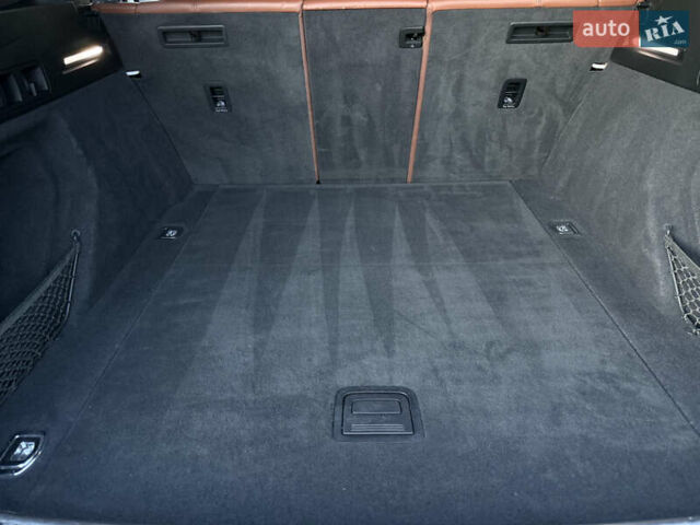 Ауді E-Tron 2020 у Львові на Automoto.ua Білий Ауді E-Tron, об'ємом двигуна 0 л та пробігом 156 тис. км за 29500 $, фото 97 на Automoto.ua