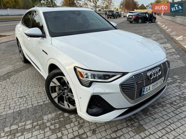 Білий Ауді E-Tron, об'ємом двигуна 0 л та пробігом 104 тис. км за 35000 $, фото 37 на Automoto.ua