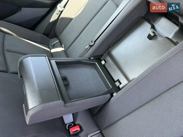 Белый Ауди E-Tron, объемом двигателя 0 л и пробегом 181 тыс. км за 21785 $, фото 35 на Automoto.ua