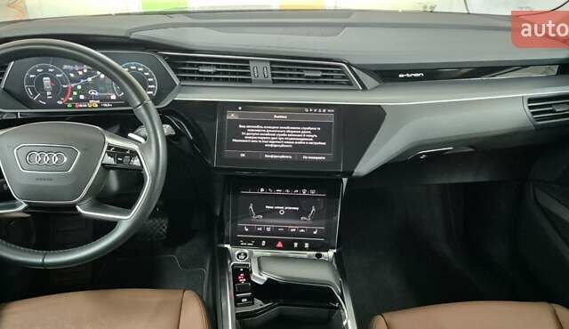 Белый Ауди E-Tron, объемом двигателя 0 л и пробегом 40 тыс. км за 38200 $, фото 26 на Automoto.ua