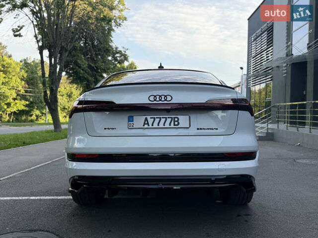 Белый Ауди E-Tron, объемом двигателя 0 л и пробегом 95 тыс. км за 39999 $, фото 31 на Automoto.ua