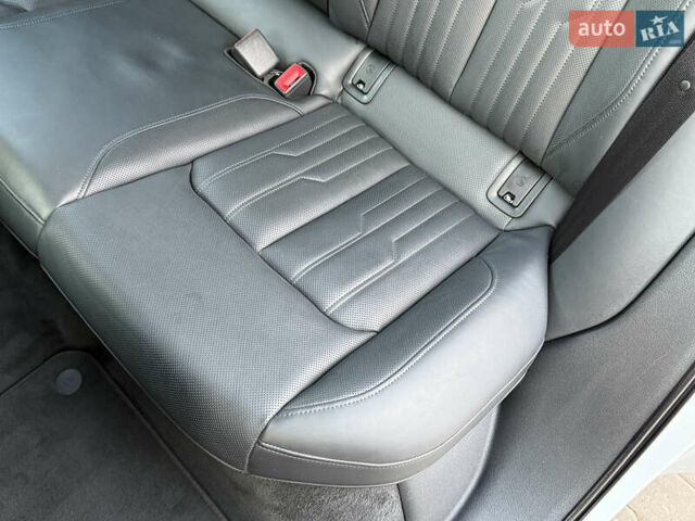 Белый Ауди E-Tron, объемом двигателя 0 л и пробегом 198 тыс. км за 27800 $, фото 42 на Automoto.ua