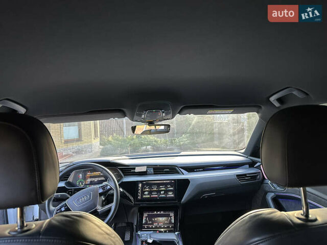 Белый Ауди E-Tron, объемом двигателя 0 л и пробегом 76 тыс. км за 28596 $, фото 11 на Automoto.ua