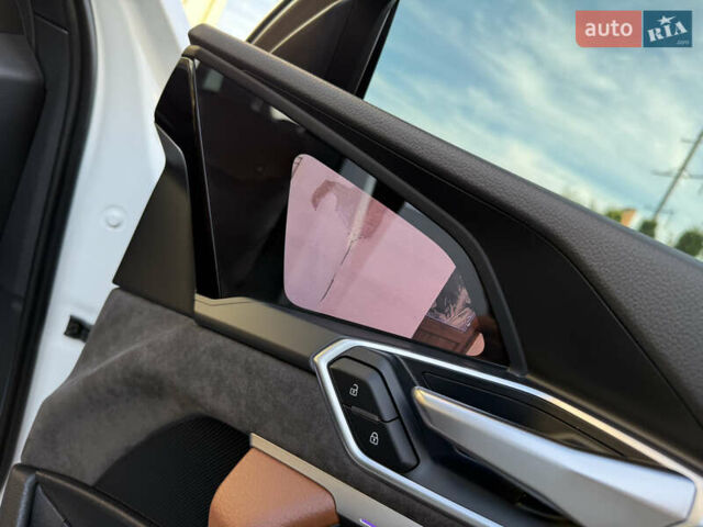 Ауди E-Tron 2020 в Дрогобыче на Automoto.ua Белый Ауди E-Tron, объемом двигателя 0 л и пробегом 156 тыс. км за 29900 $, фото 78 на Automoto.ua