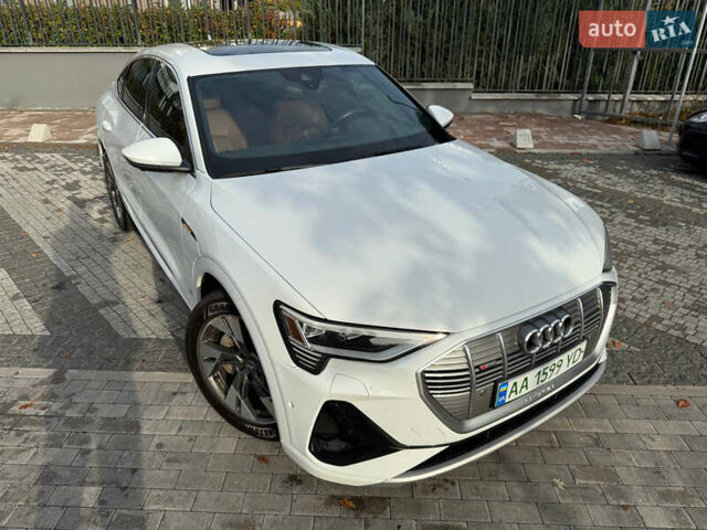 Белый Ауди E-Tron, объемом двигателя 0 л и пробегом 104 тыс. км за 33200 $, фото 48 на Automoto.ua