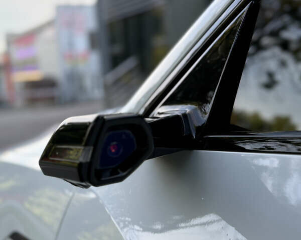 Белый Ауди E-Tron, объемом двигателя 0 л и пробегом 95 тыс. км за 39999 $, фото 24 на Automoto.ua