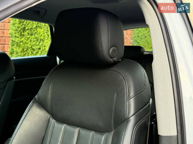 Белый Ауди E-Tron, объемом двигателя 0 л и пробегом 198 тыс. км за 27400 $, фото 36 на Automoto.ua