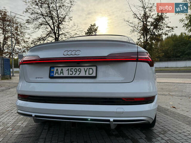 Білий Ауді E-Tron, об'ємом двигуна 0 л та пробігом 104 тис. км за 35000 $, фото 26 на Automoto.ua