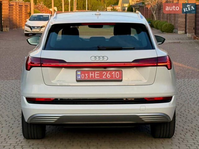 Белый Ауди E-Tron, объемом двигателя 0 л и пробегом 198 тыс. км за 27400 $, фото 18 на Automoto.ua